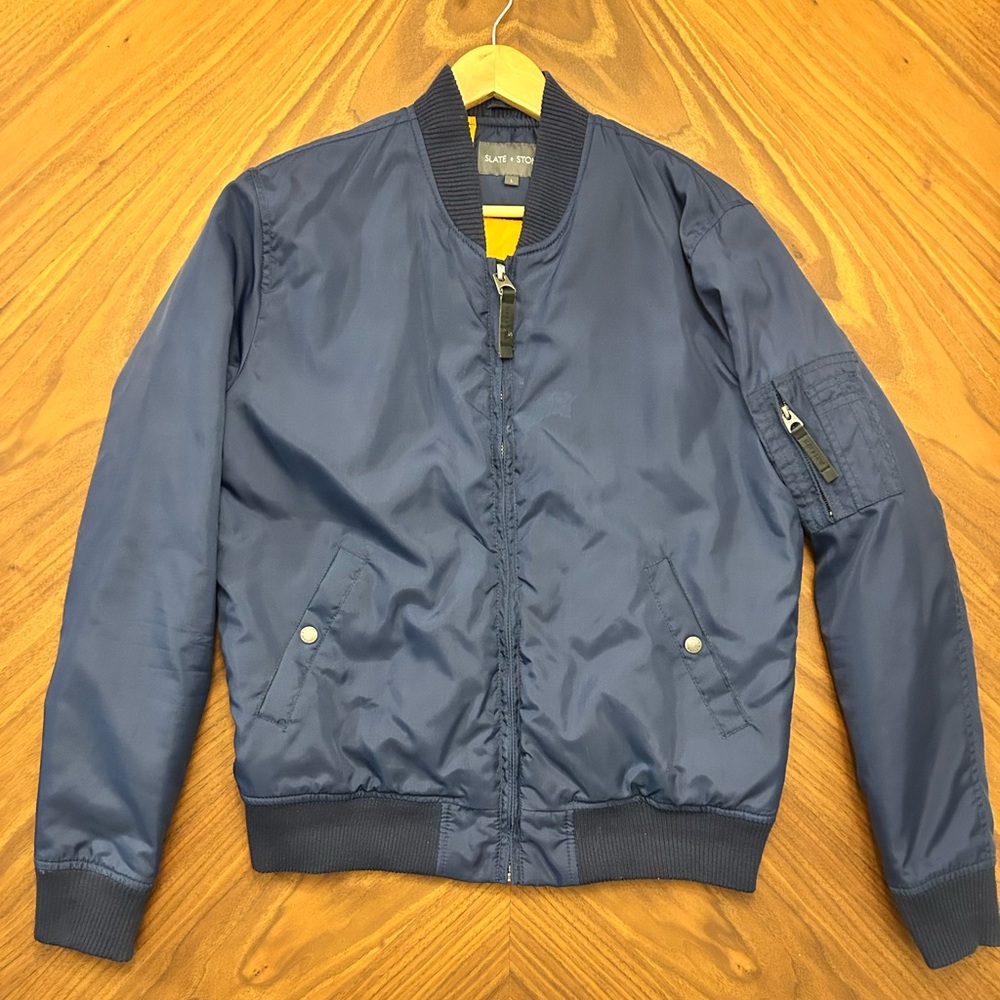 Slate and stone men’s blue bomber jacket size large.